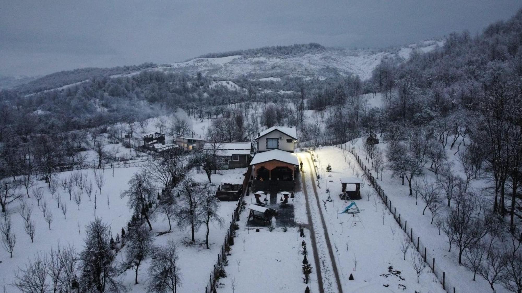 Hanul Doctorului Badeni-Runcu Runcu  Rum bild